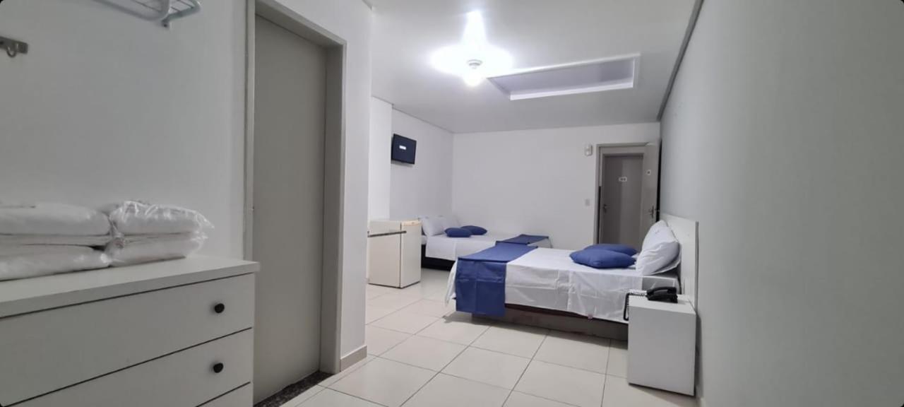 Petro Hotel Candeias Candeias  Zewnętrze zdjęcie